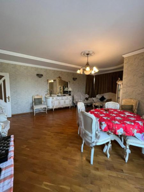 Apartament 3 bedrooms Near Sea Boulevard